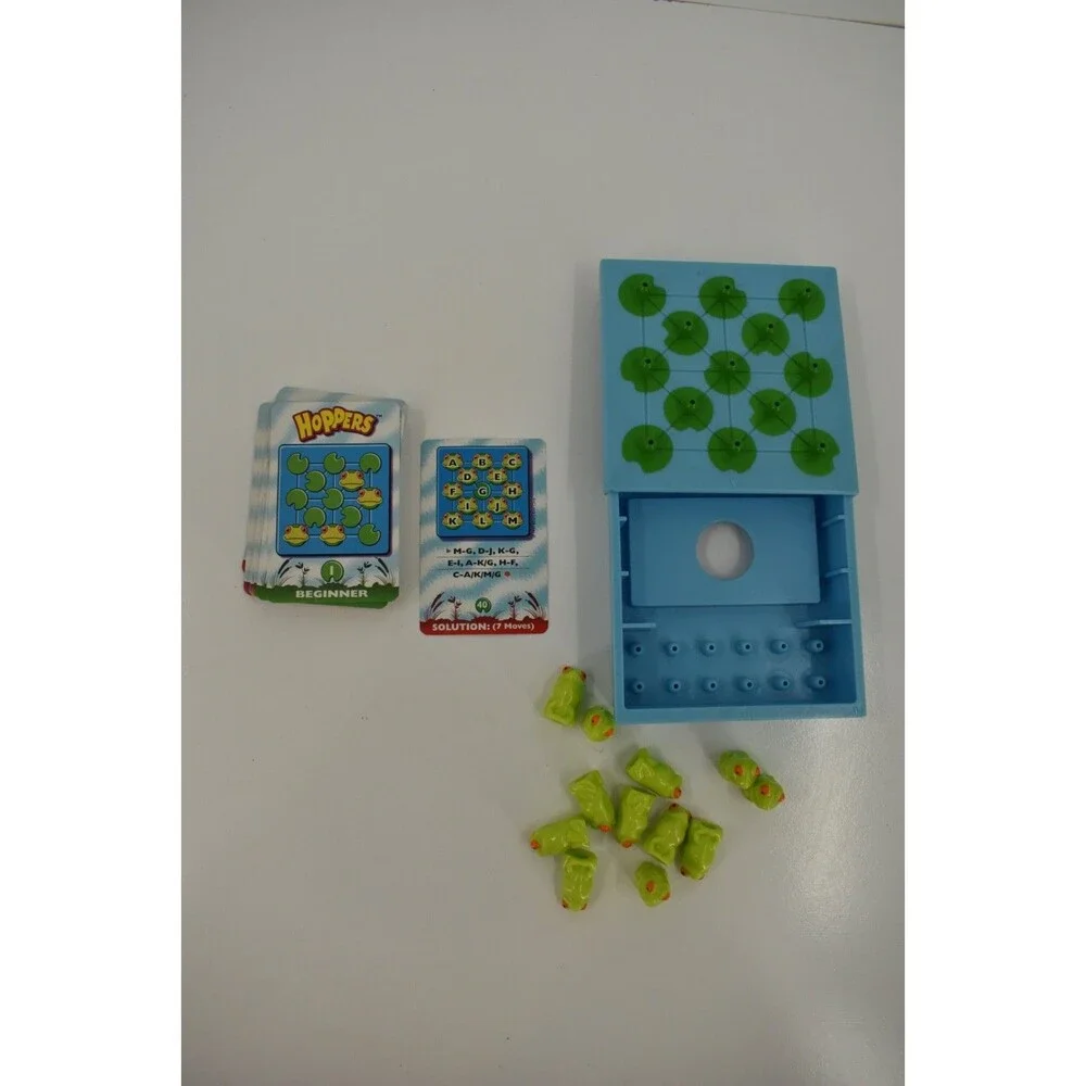 Vintage ThinkFun Hoppers Peg Solitaire Game 100% Complete Cards Frogs 1999